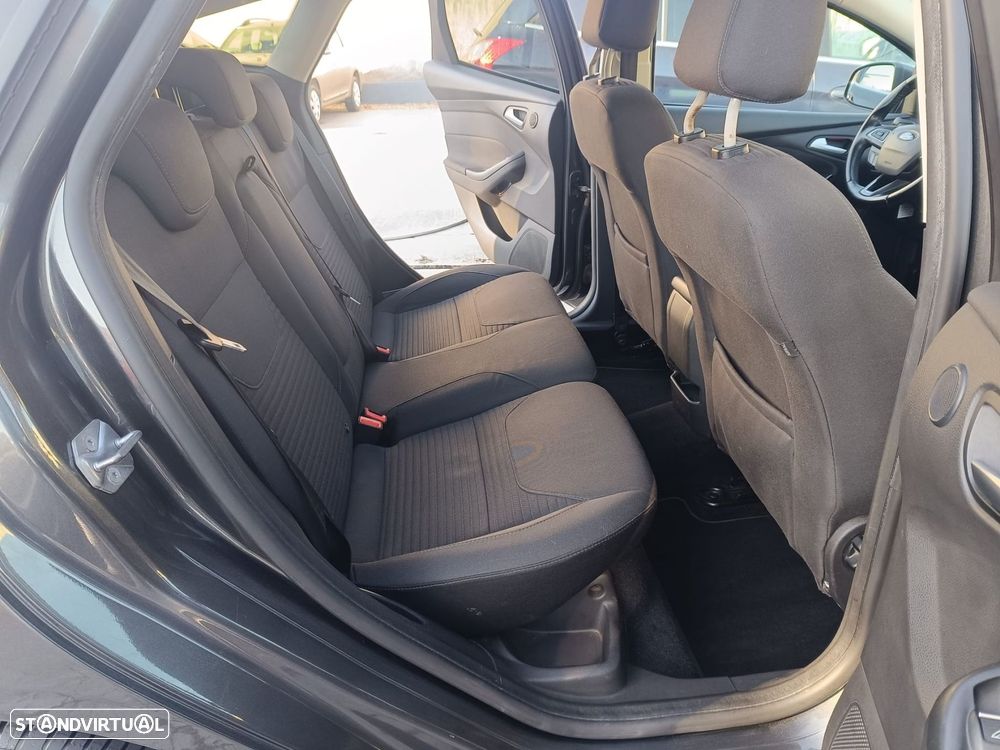 Ford Focus 1.0 SCTi ST-Line - 17