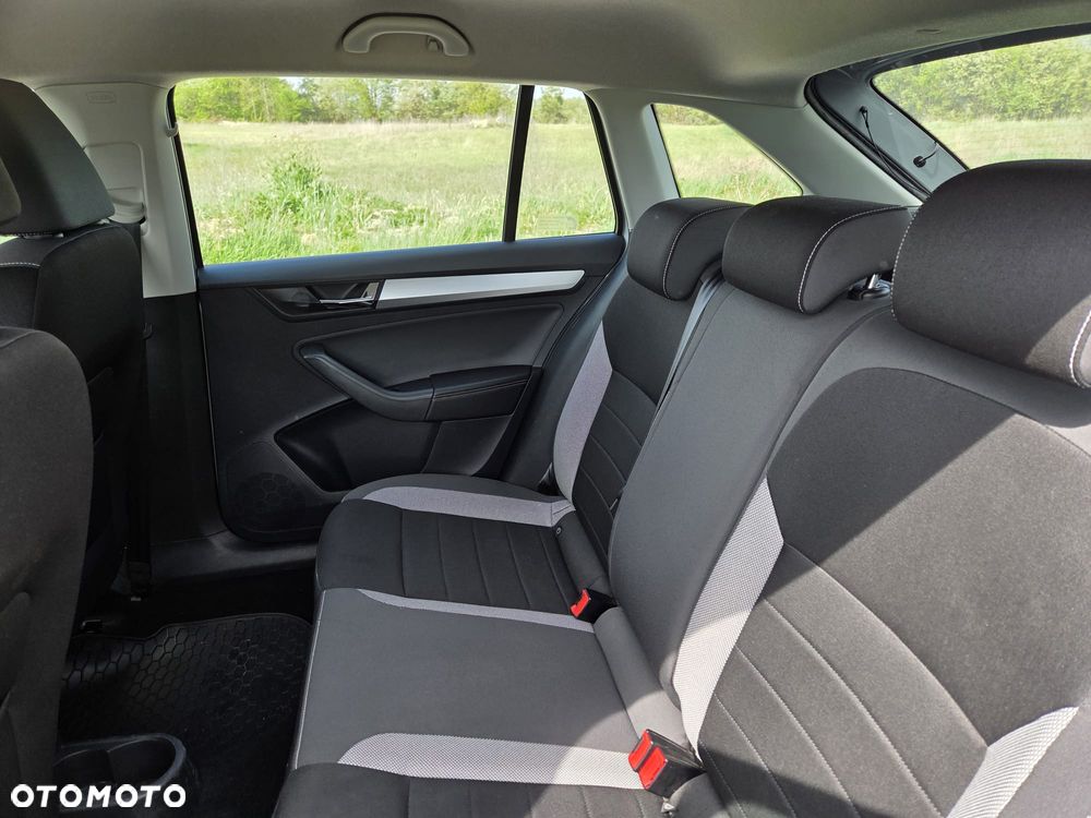 Skoda RAPID 1.6 TDI DPF Active - 10