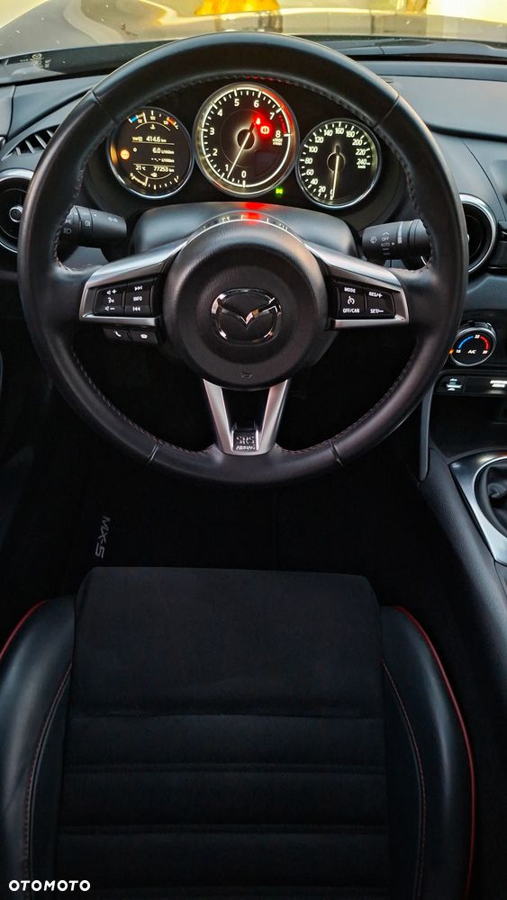 Mazda MX-5 - 8