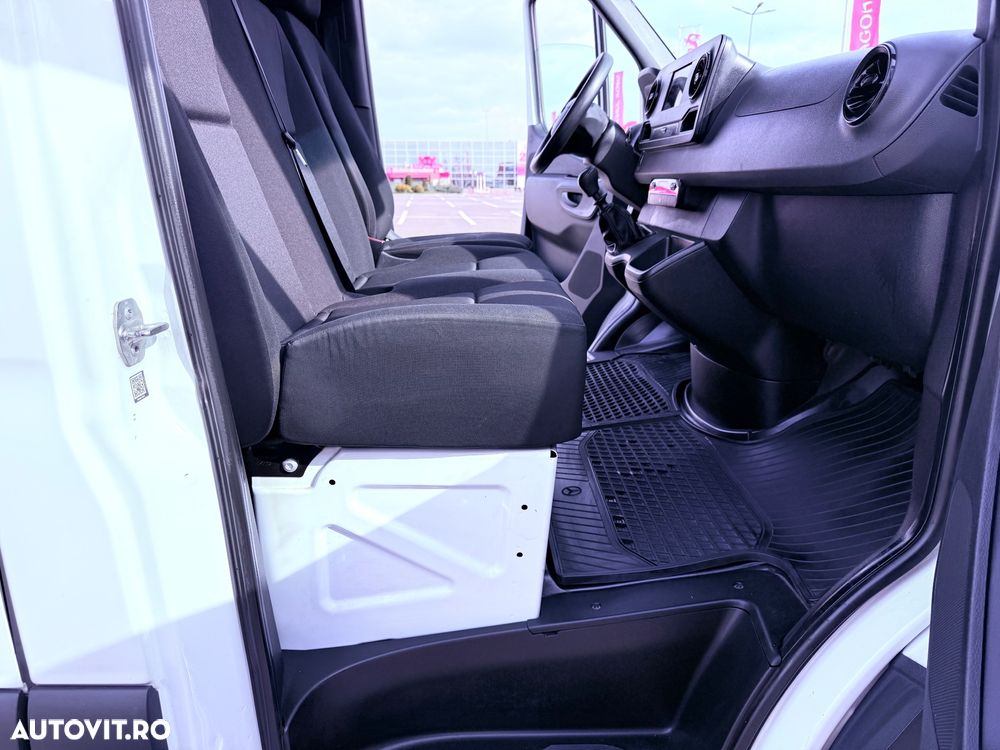 Mercedes-Benz Sprinter (BlueTec) 906.233 BlueEFFICIENCY - 34