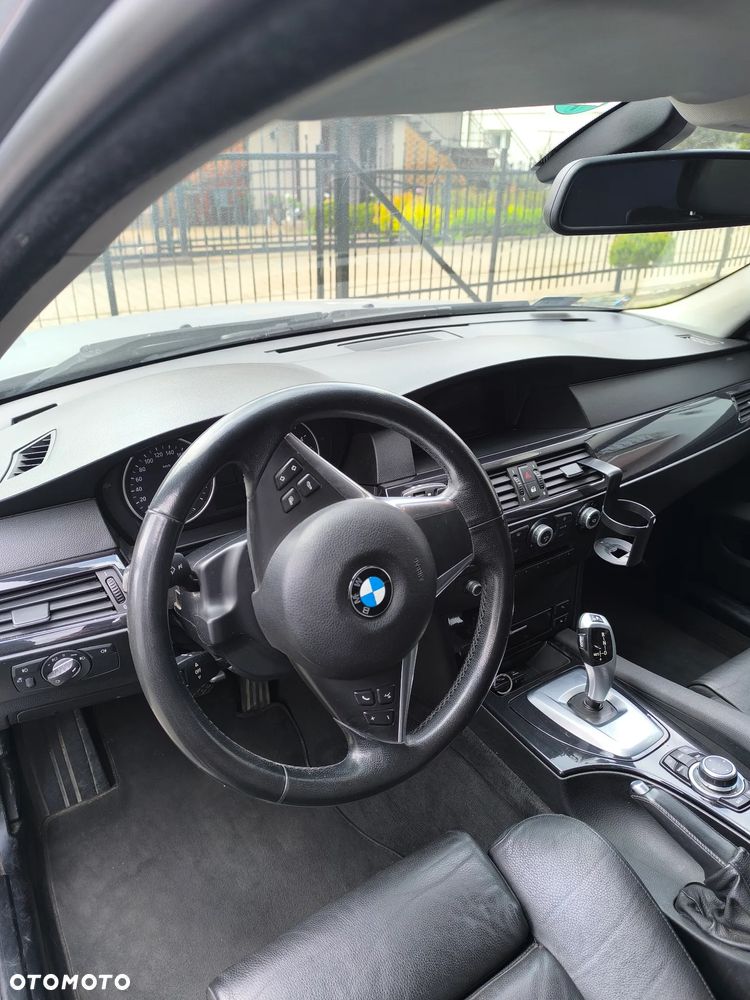 BMW Seria 5 520d - 12