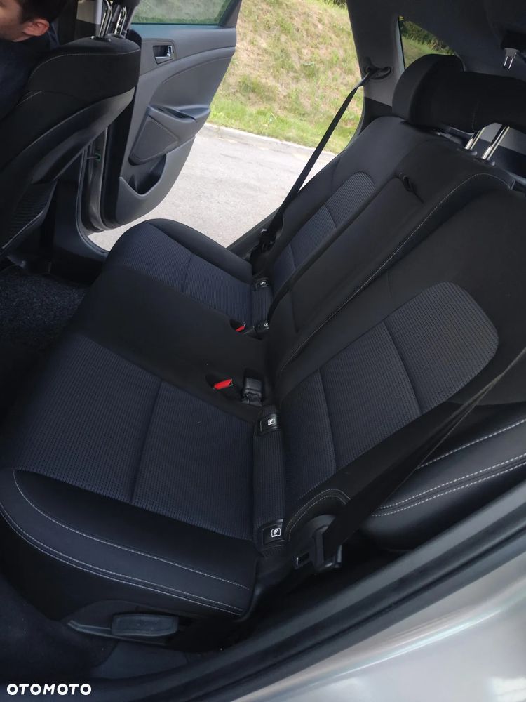 Hyundai Tucson 1.7 CRDI BlueDrive Design 2WD DCT - 9