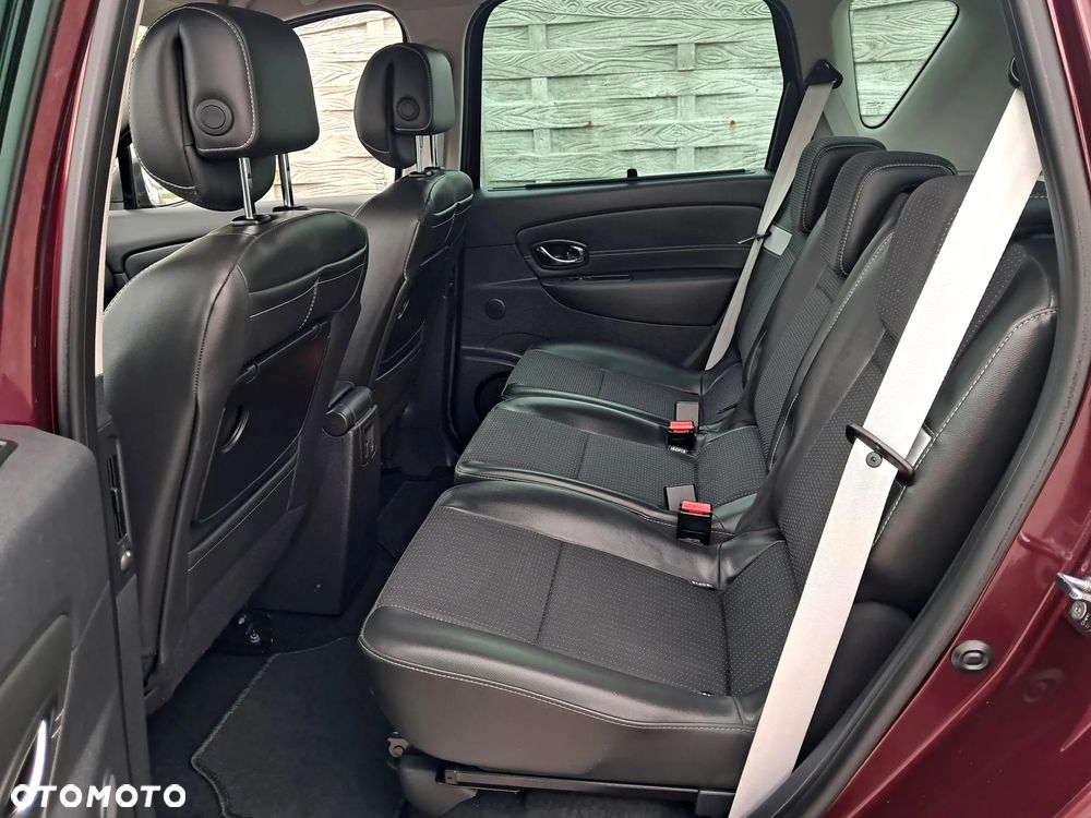 Renault Scenic Energy dCi 130 S&S Bose Edition - 24
