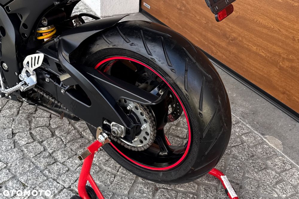 Suzuki GSX-R - 22