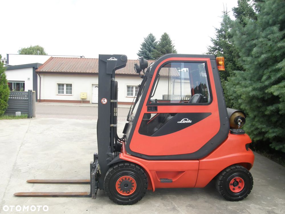 Linde H25T-03 2002rok wolny skok przesuw sprowadzony - 10