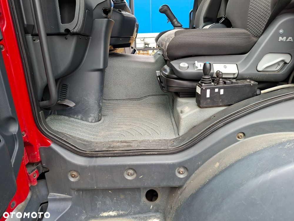 MAN Tgm 18.280 4X4 + Hr Pk 12500 - 13