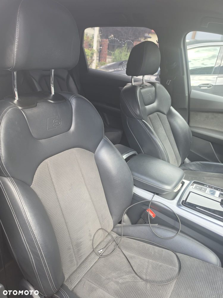 Audi Q7 - 4