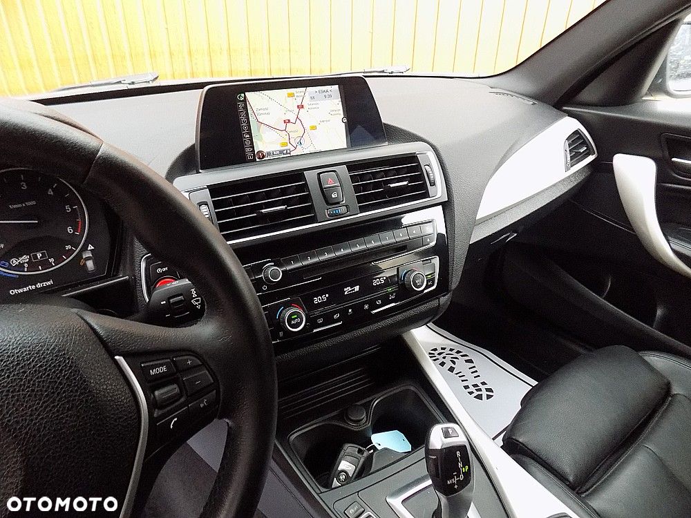 BMW Seria 1 118d Sport Line - 11