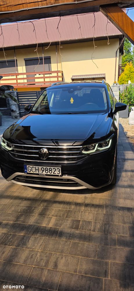 Volkswagen Tiguan Allspace 2.0 TDI 4Mot Elegance DSG - 2