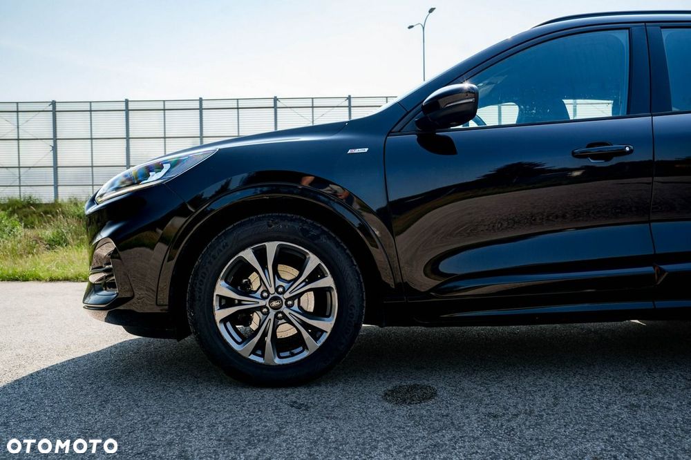 Ford Kuga - 12