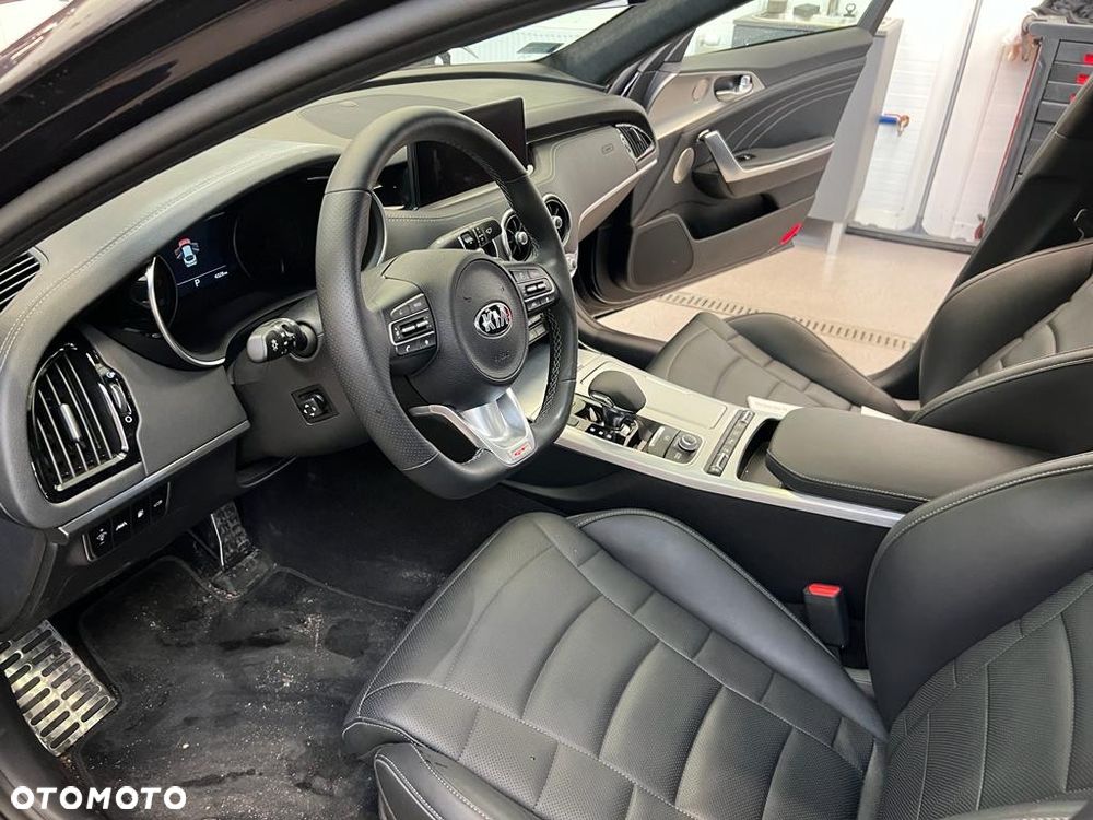 Kia Stinger 3.3 T-GDI V6 GT Prestige Line AWD - 4