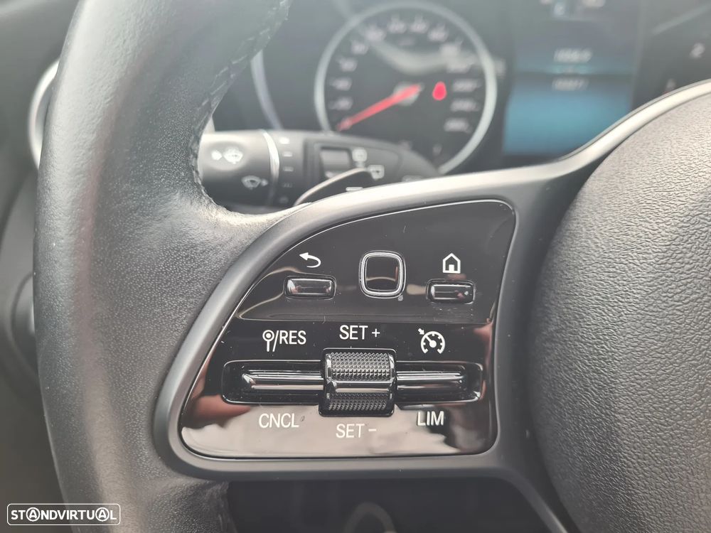 Mercedes-Benz C 300 de Avantgarde - 14