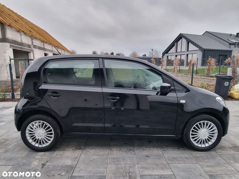 Volkswagen up! ASG move - 8