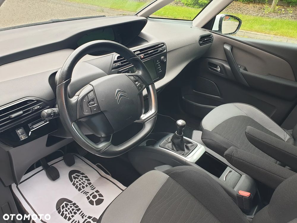 Citroën C4 Picasso - 12