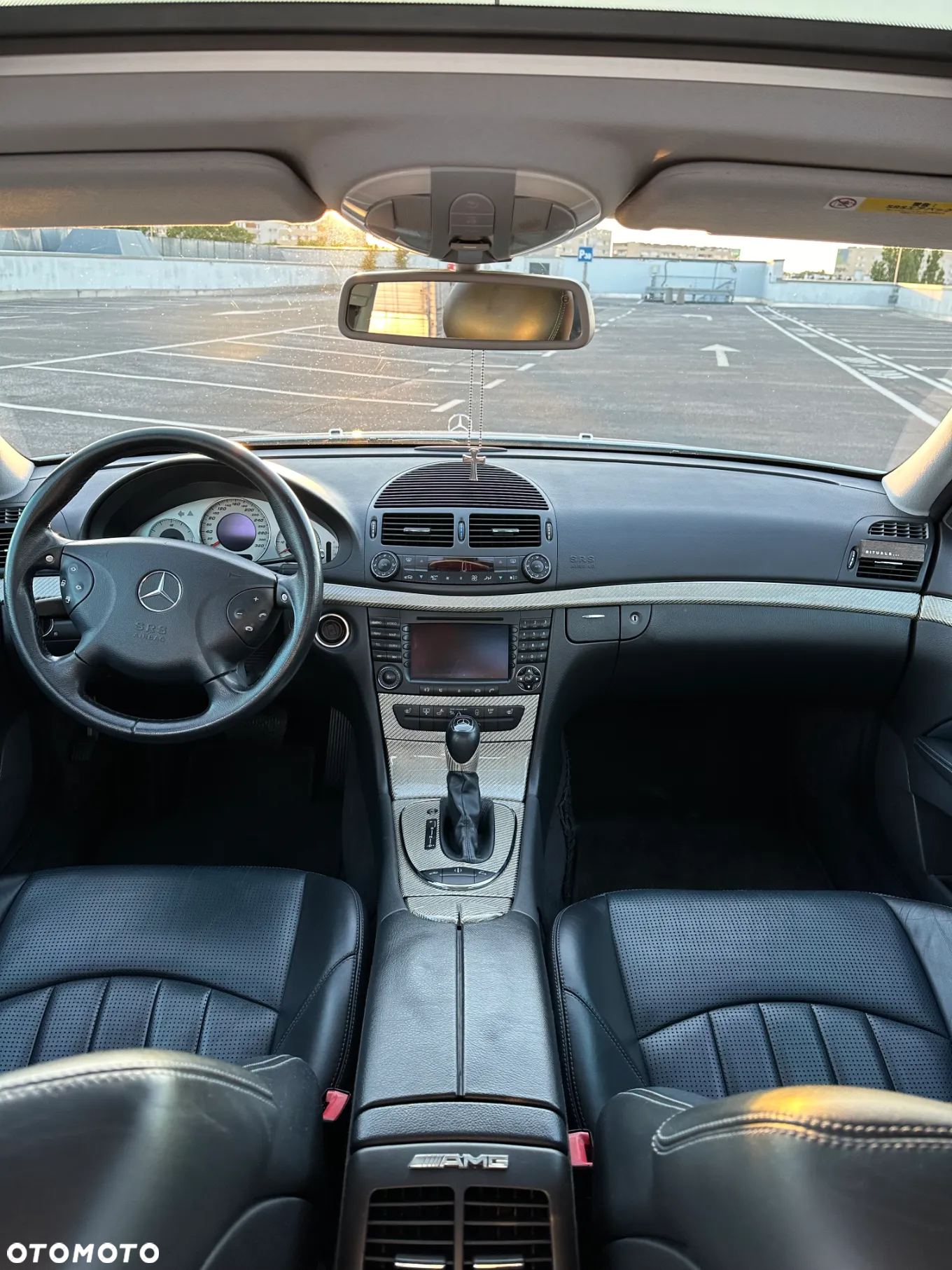 Mercedes-Benz Klasa E 55 AMG - 10