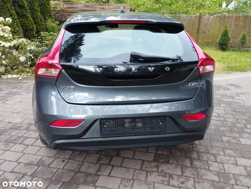 Volvo V40 D2 Momentum - 6