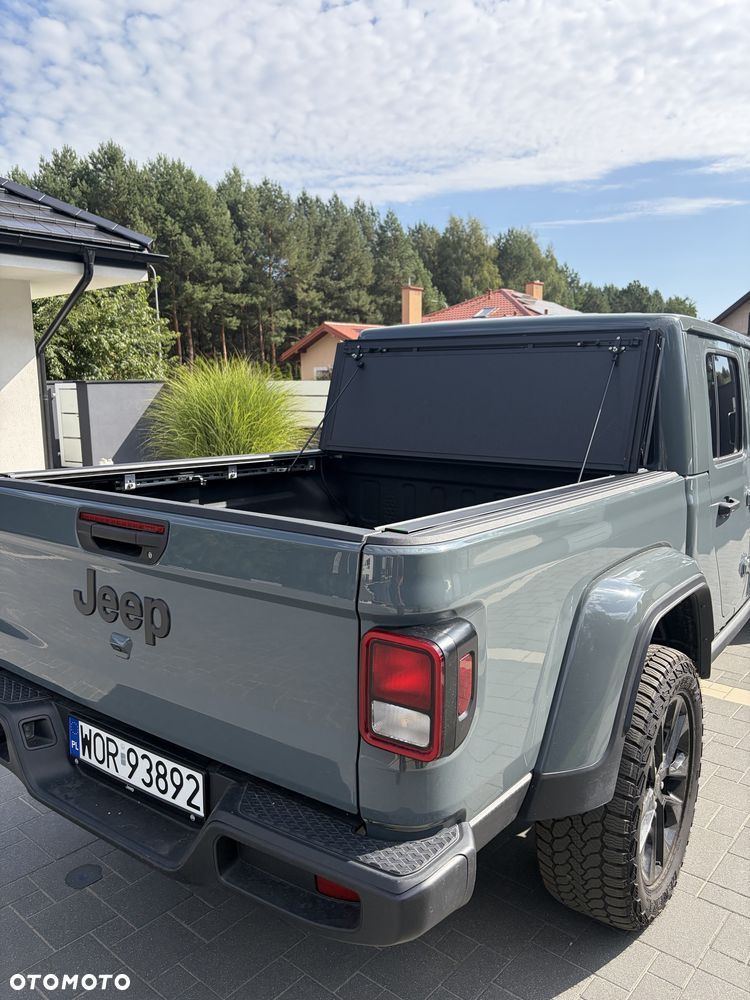 Jeep Wrangler - 8