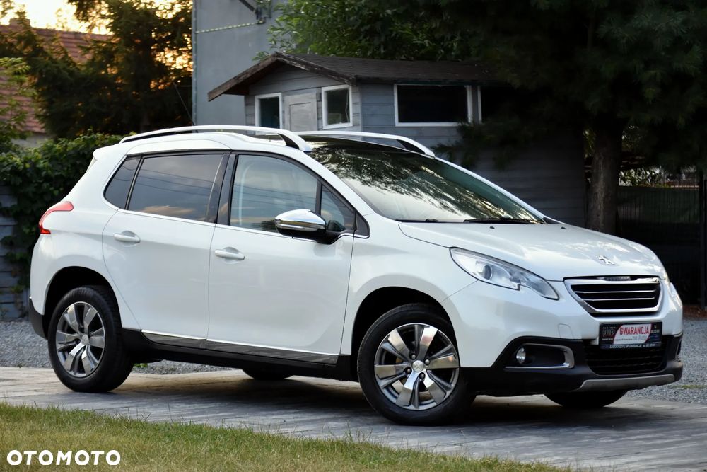 Peugeot 2008 BlueHDi 100 STOP & START Style - 11