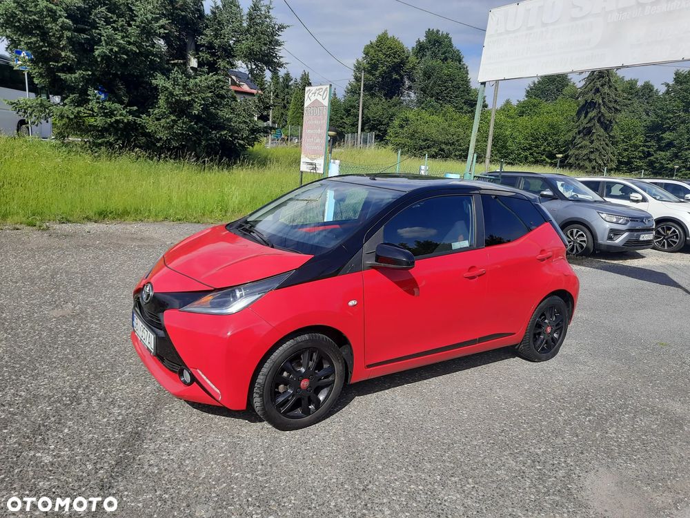 Toyota Aygo x-play touch - 3