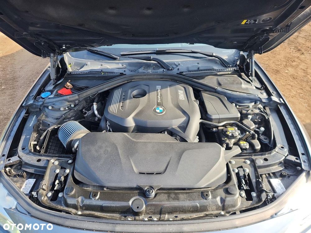 BMW Seria 3 330i xDrive Sport Line - 10