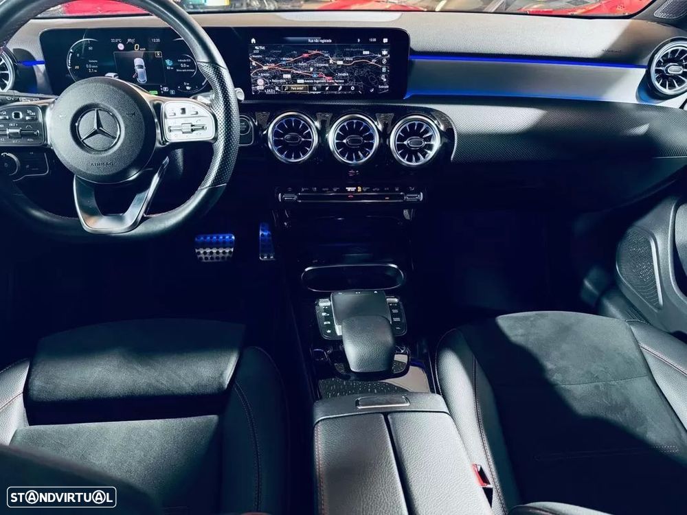 Mercedes-Benz A 250 e AMG Line - 22
