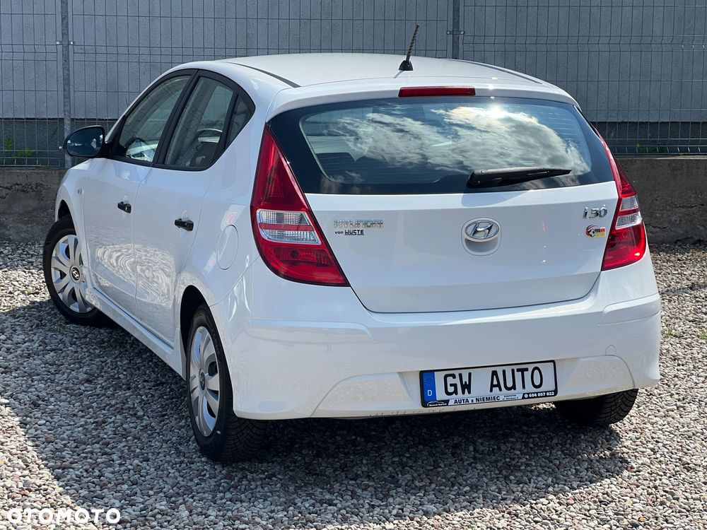 Hyundai i30 1.4 FIFA WM Edition - 7