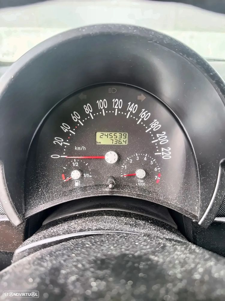 VW New Beetle 1.0 2001 - 8
