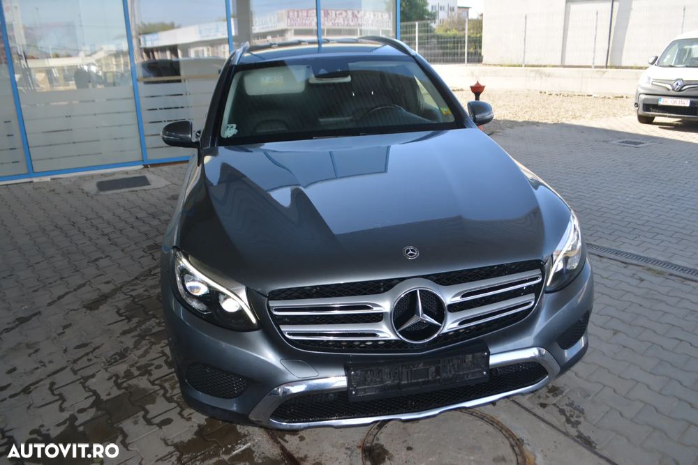 Mercedes-Benz GLC 220 d 4MATIC 9G-TRONIC - 2