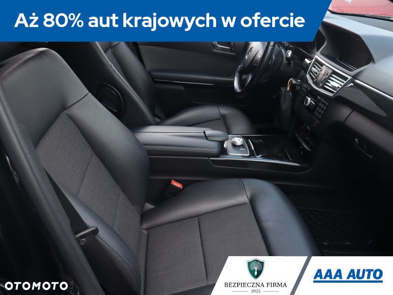 Mercedes-Benz Klasa E - 11