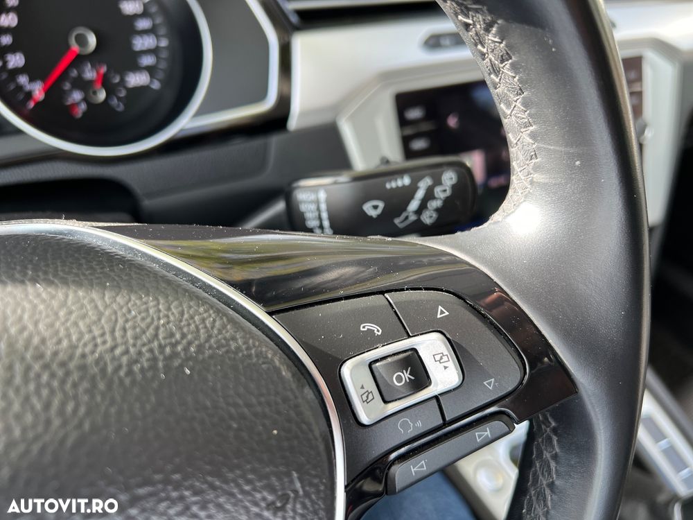 Volkswagen Passat 2.0 TDI DSG Trendline - 20