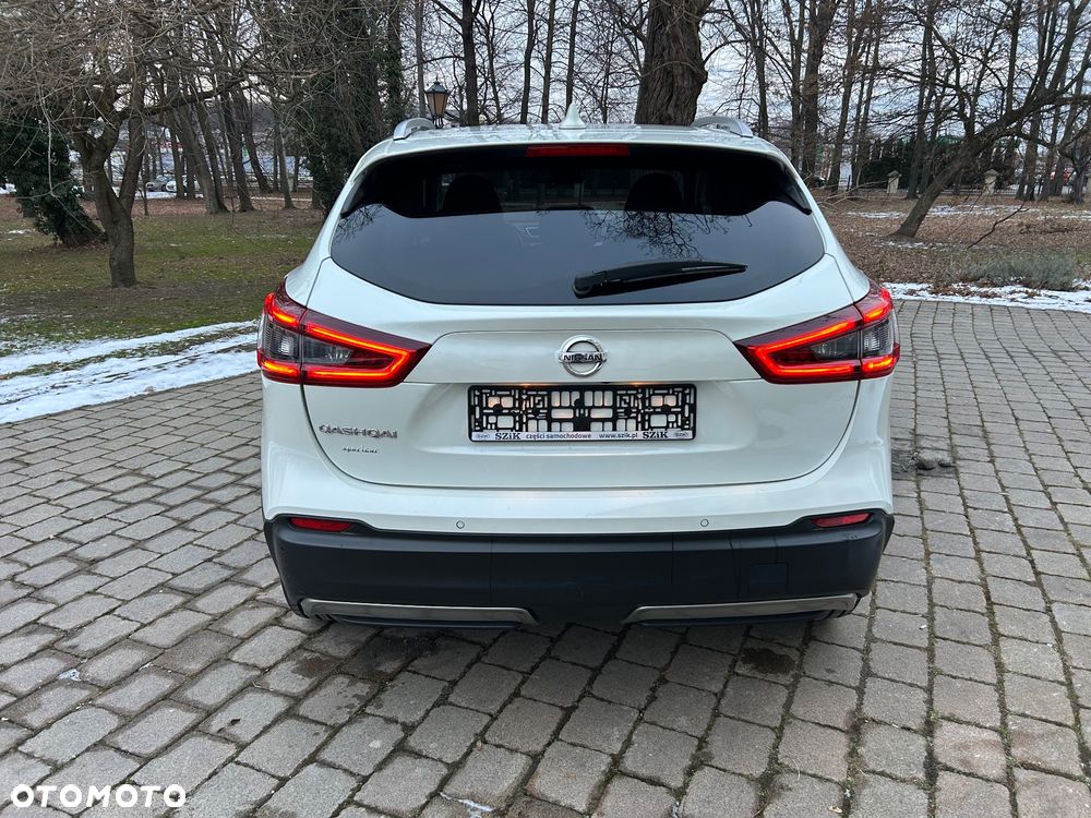 Nissan Qashqai 1.3 DIG-T SHIRO - 6