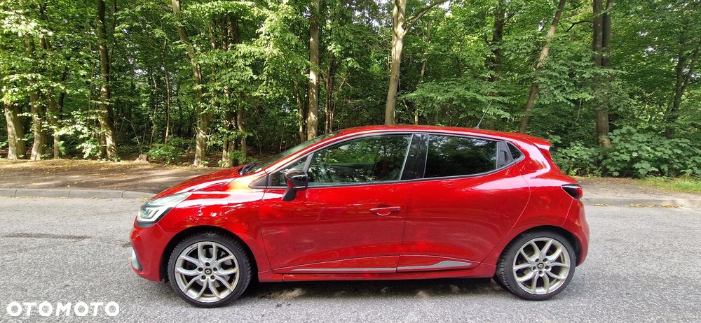 Renault Clio - 8