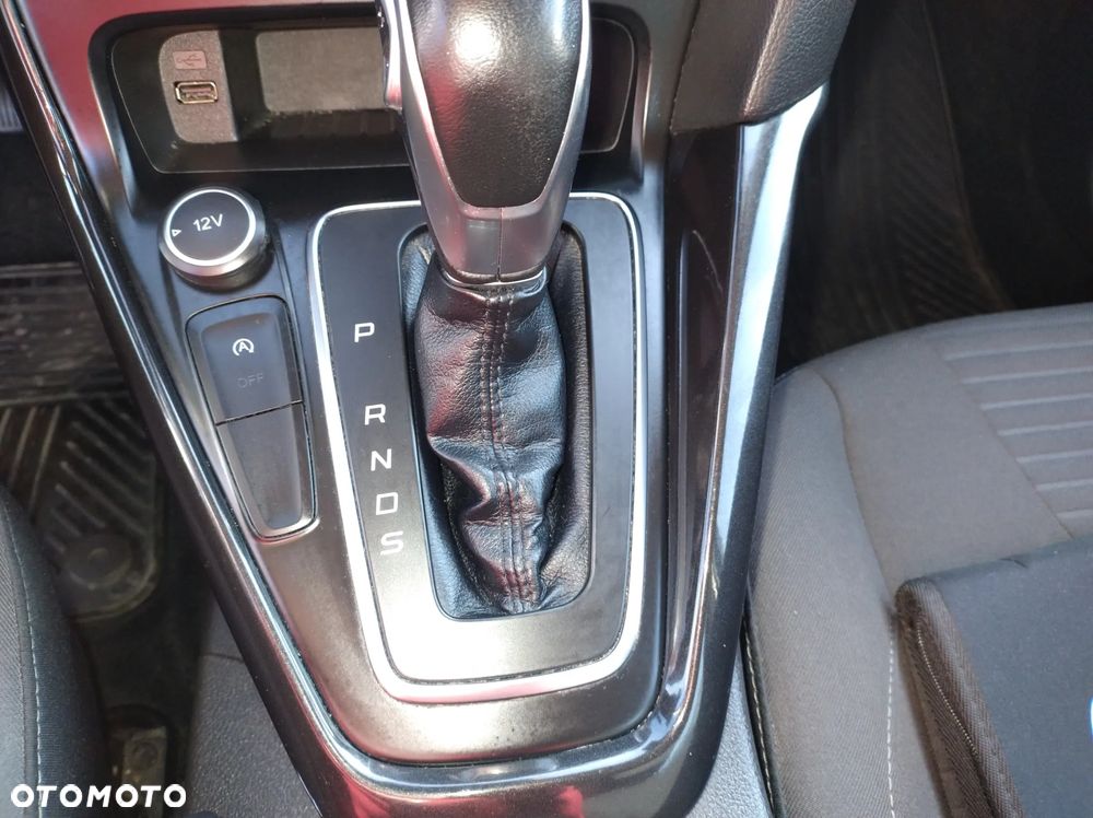 Ford Focus 1.0 EcoBoost Titanium - 18