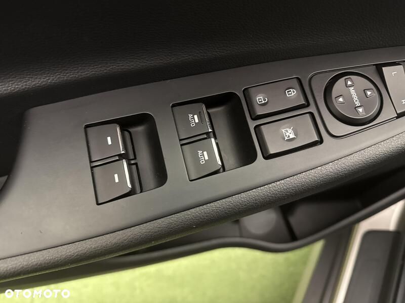 Hyundai Tucson 1.6 T-GDI Style 4WD DCT - 13