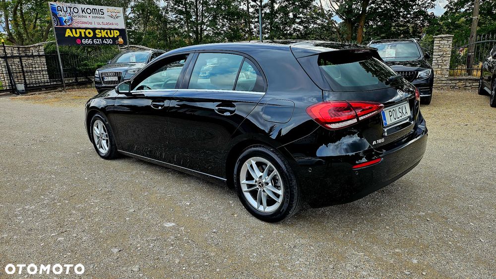 Mercedes-Benz Klasa A 180 Style 7G-DCT - 11