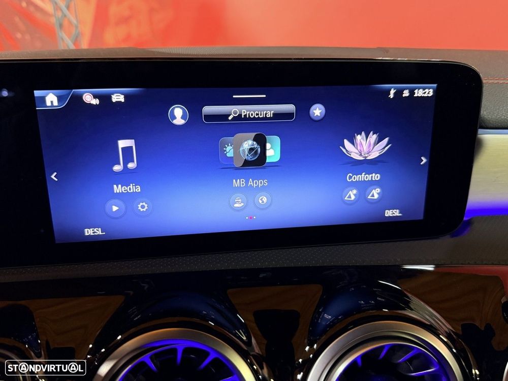 Mercedes-Benz CLA 250 e AMG Line - 14