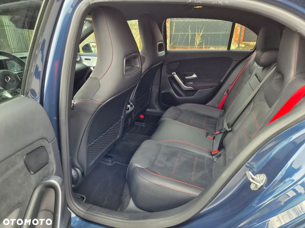 Mercedes-Benz Klasa A 35 AMG 4-Matic Edition 1 7G-DCT - 13