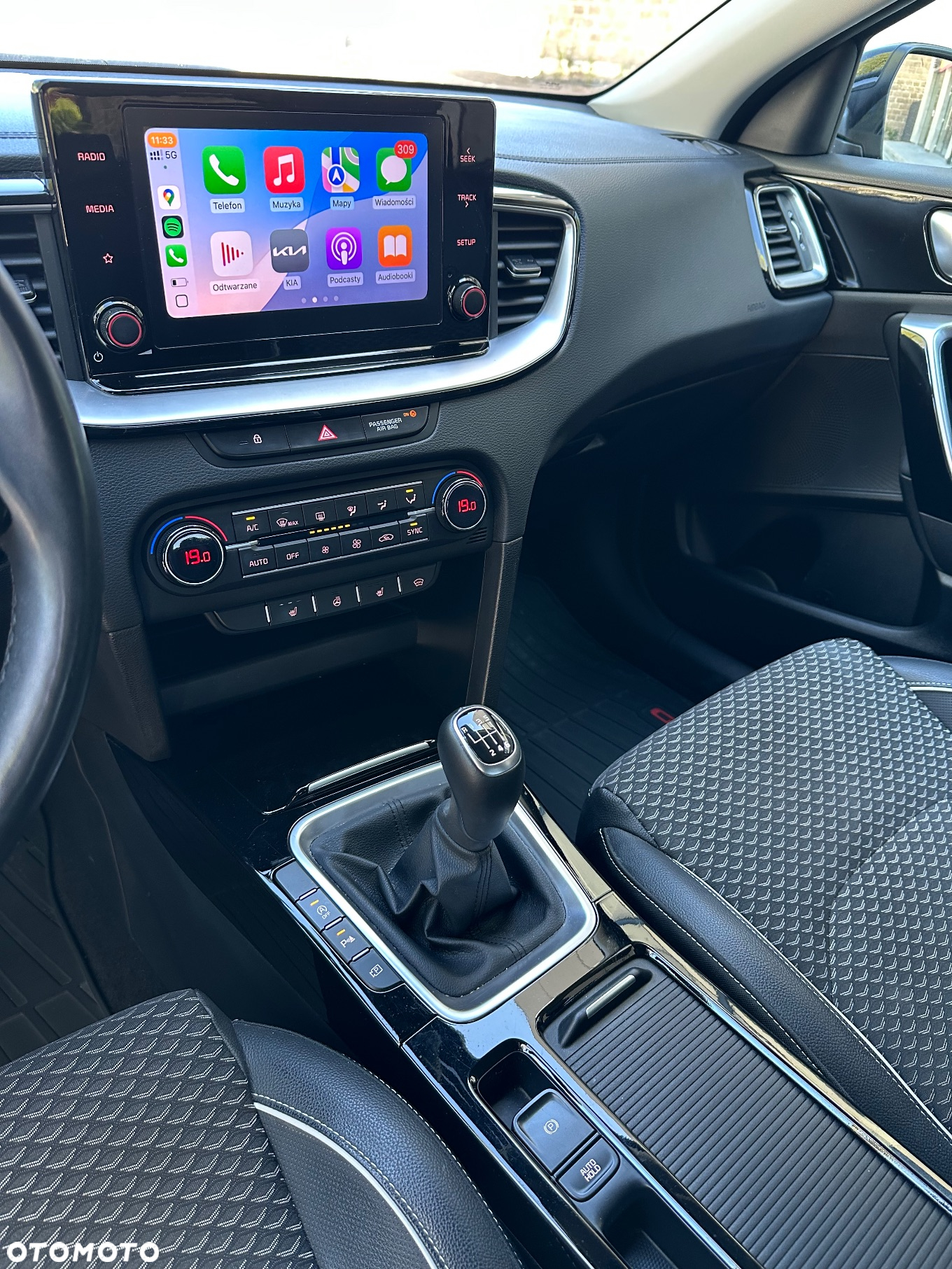Kia Ceed 1.5 T-GDI Business Line - 10