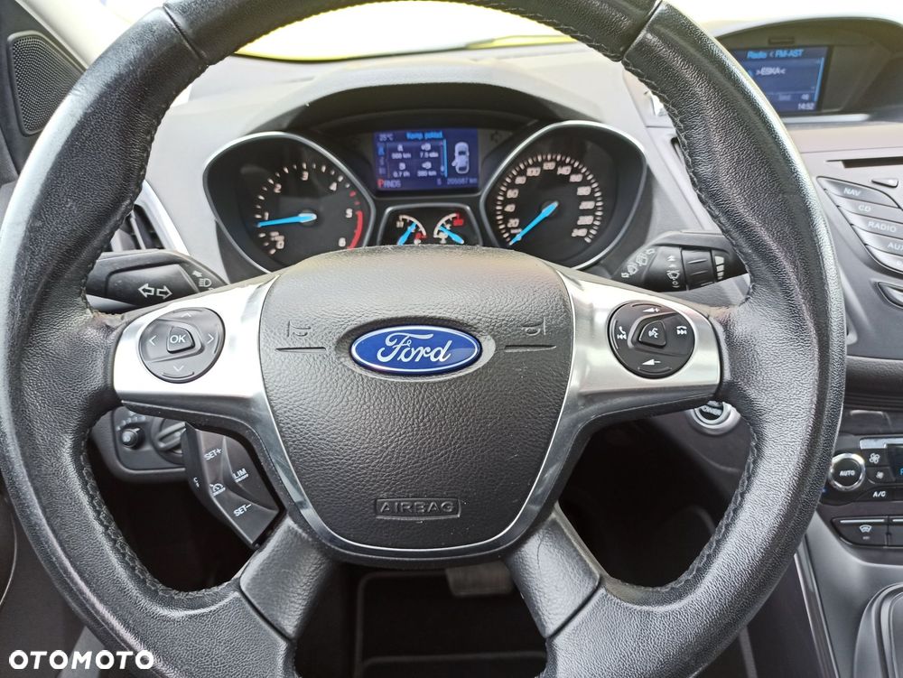 Ford Kuga - 14