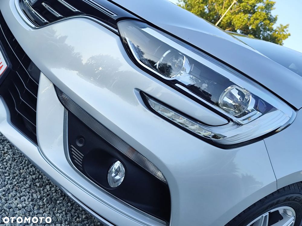 Renault Megane - 11