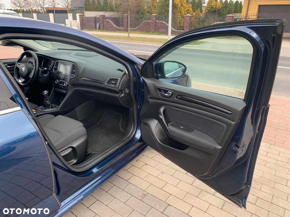 Renault Megane 1.5 dCi Energy Bose EU6 - 31