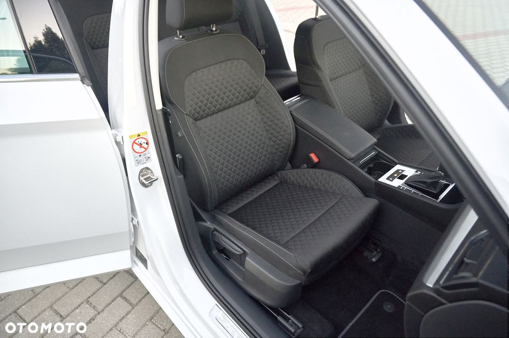 Skoda Superb 1.5 TSI Ambition DSG - 28