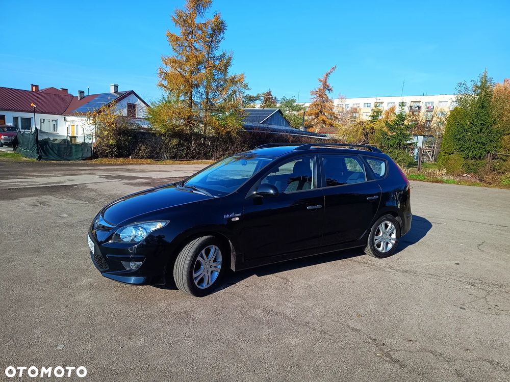 Hyundai i30 CW 10-12 - 3