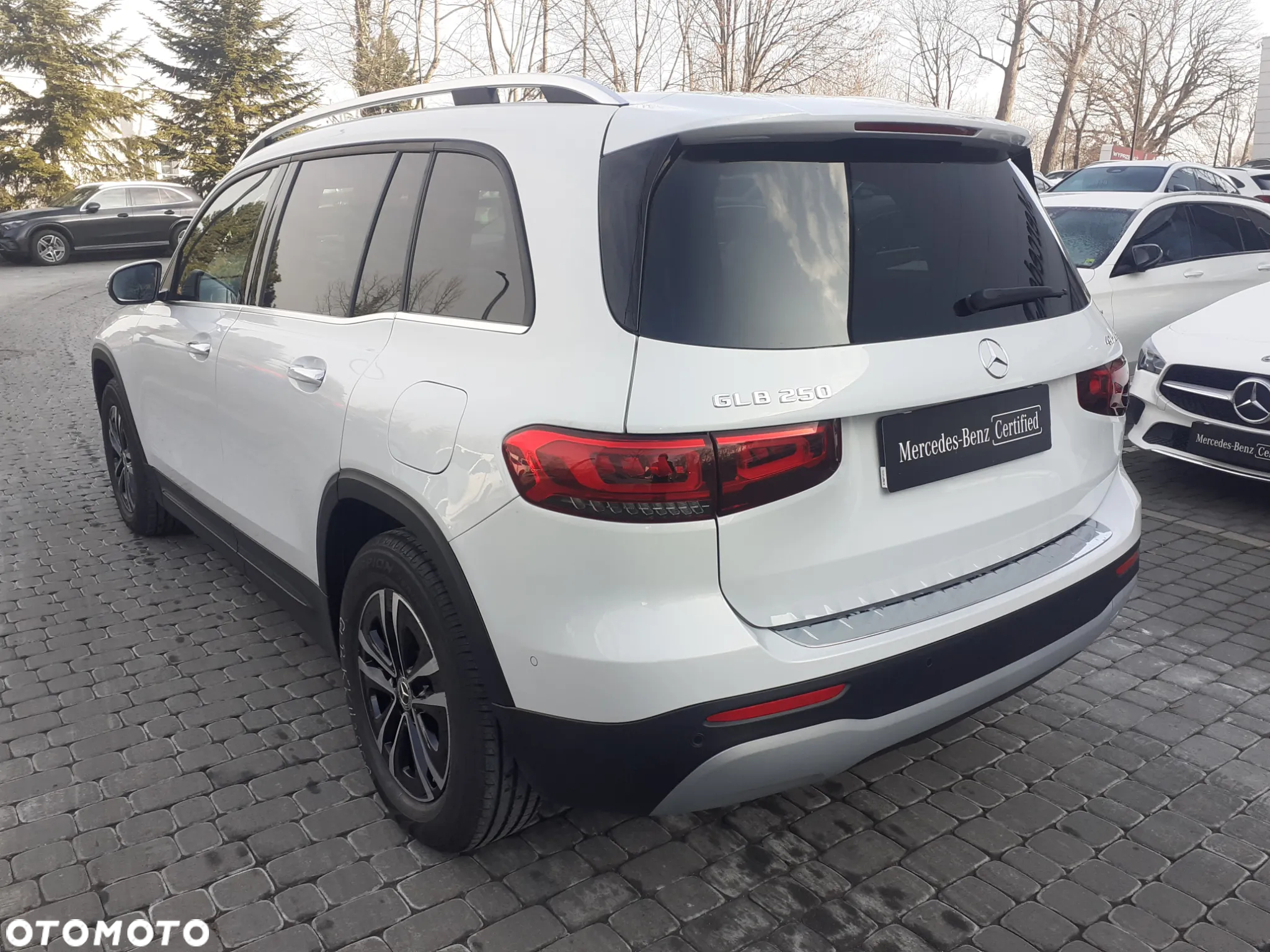 Mercedes-Benz GLB 250 4-Matic Style 8G-DCT - 11