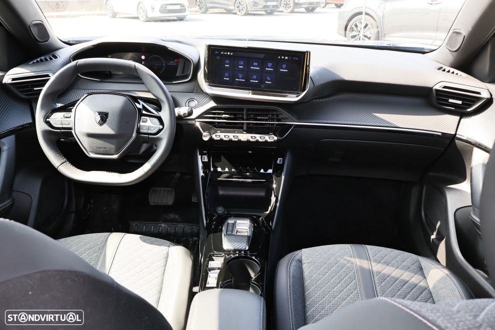 Peugeot e-2008 54 kWh Allure - 10