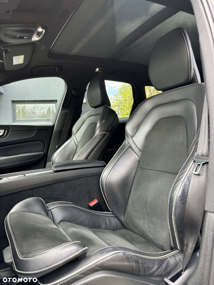 Volvo XC 60 T5 GPF R-Design - 15