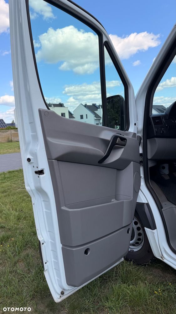 Mercedes-Benz Sprinter - 10