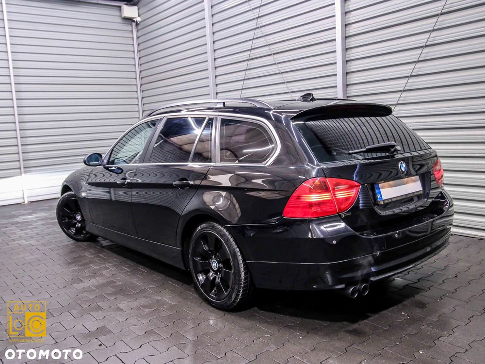 BMW Seria 3 325xi - 3