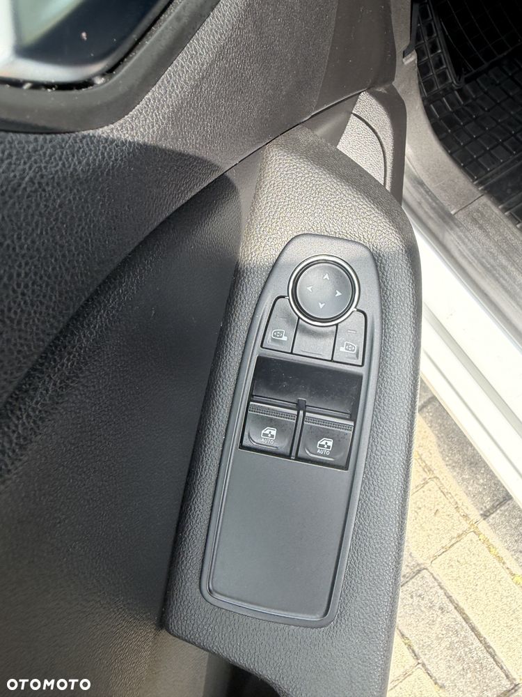 Renault Clio - 16