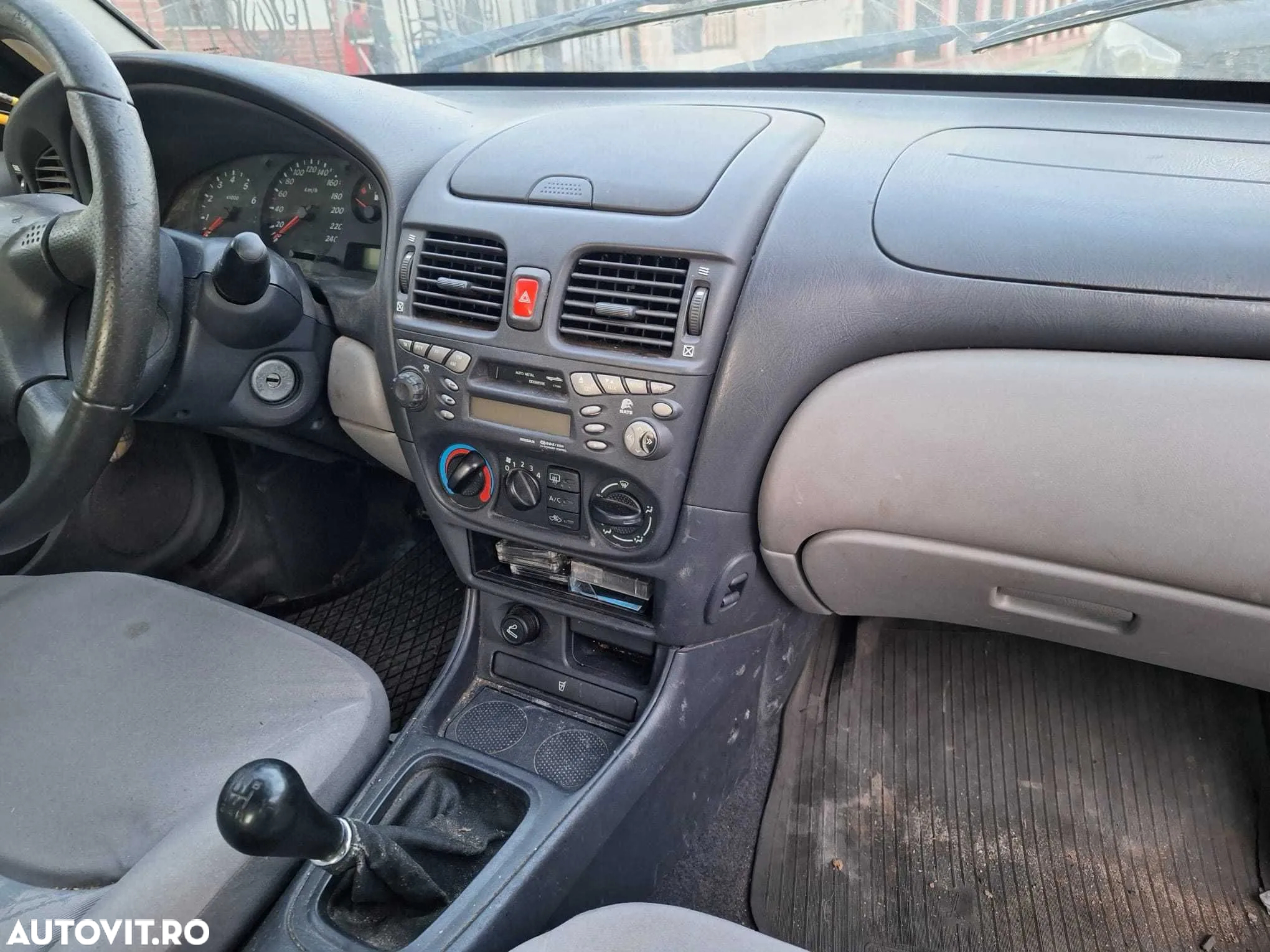 dezmembrez nissan almera 2003 1.5 benzina - 5